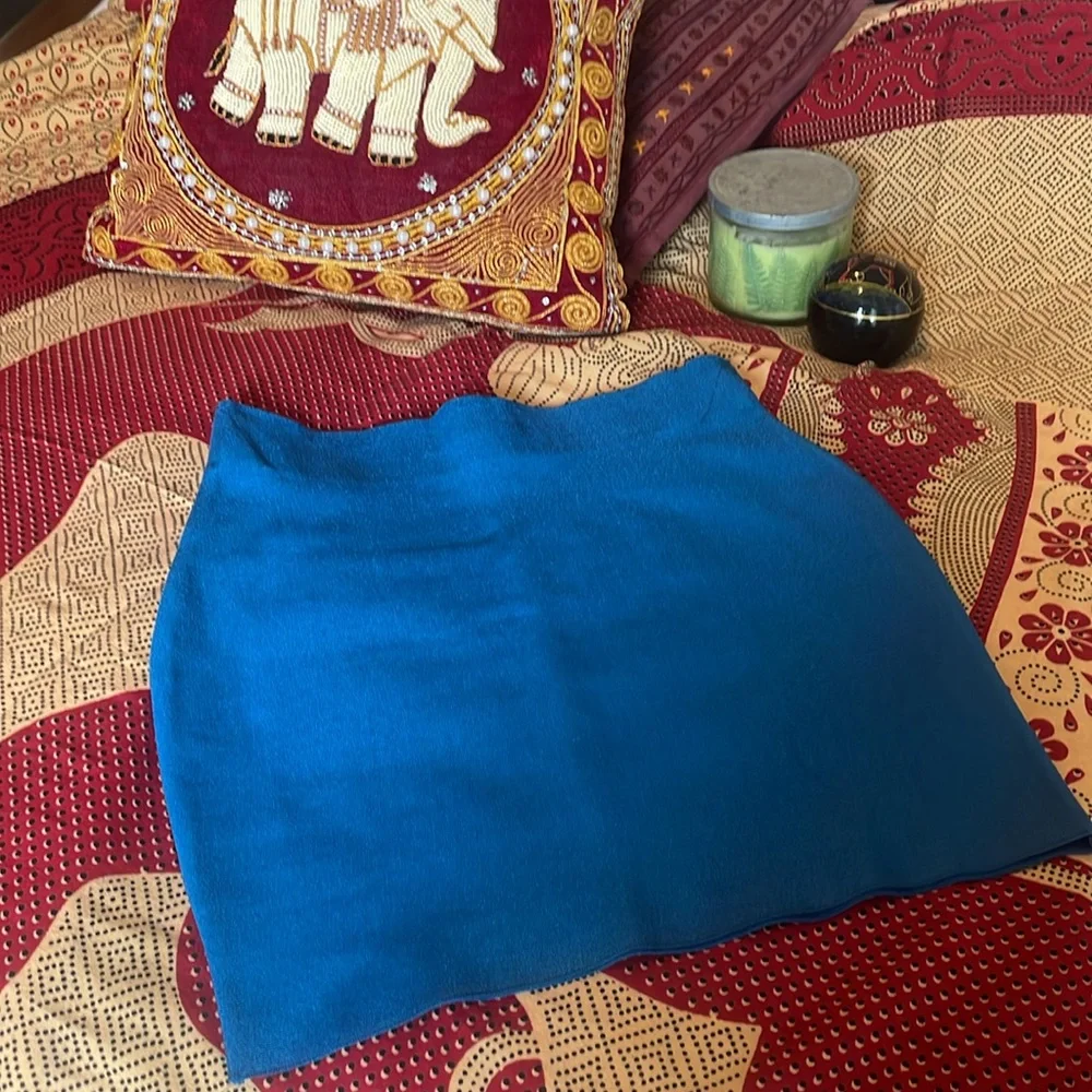 Wow Couture blue mini skirt - Picture 2 of 3